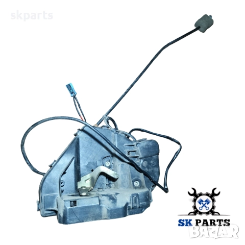 Брава на врата за Mercedes-Benz C-Class /Мерцедес w203 седан позиция: предна, лява, снимка 2 - Части - 51754733