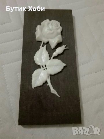 Малко пано ,,Бяла роза,,, снимка 2 - Декорация за дома - 31336856