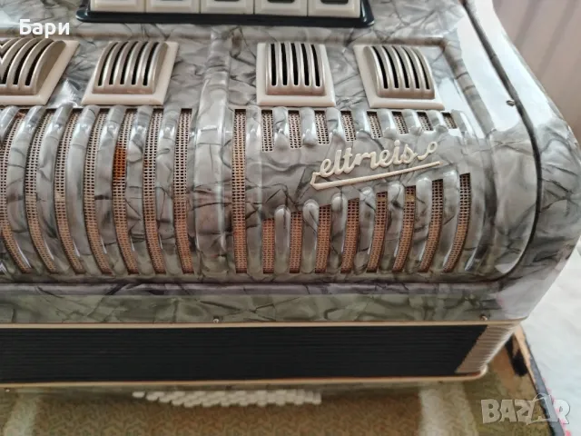 Акордеон WELTMEISTER 40баса, снимка 9 - Акордеони - 49164358