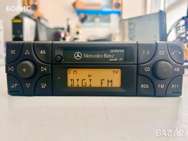MERCEDES RADIO CD CASSETTE CAR AUDIO