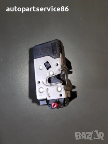 Заден ляв заключващ механизъм за врата за Opel Vectra C (2002-2006) 13210762