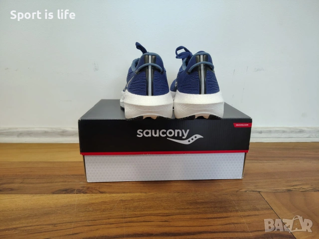 Saucony Маратонки за бягане Triumph 21, 42 1/2 EU, снимка 3 - Спортни обувки - 53096586