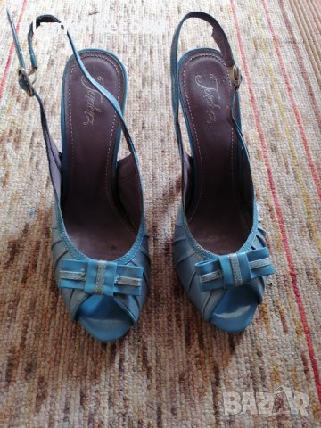 Обувки номер 37, снимка 2 - Дамски обувки на ток - 34925347