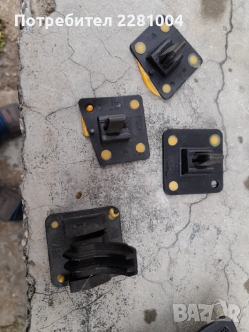 Ауди а4 б6 щипки кори седалки, снимка 2 - Части - 52342517