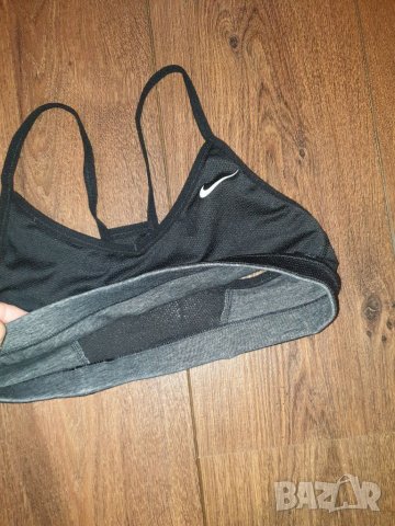  Nike бюстие двулицено, снимка 3 - Корсети, бюстиета, топове - 28906903
