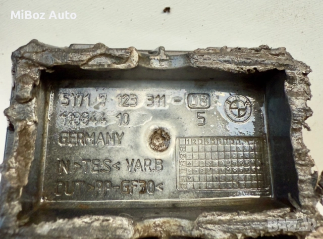 Държач крик BMW E81 87 90 91, снимка 3 - Части - 52517028