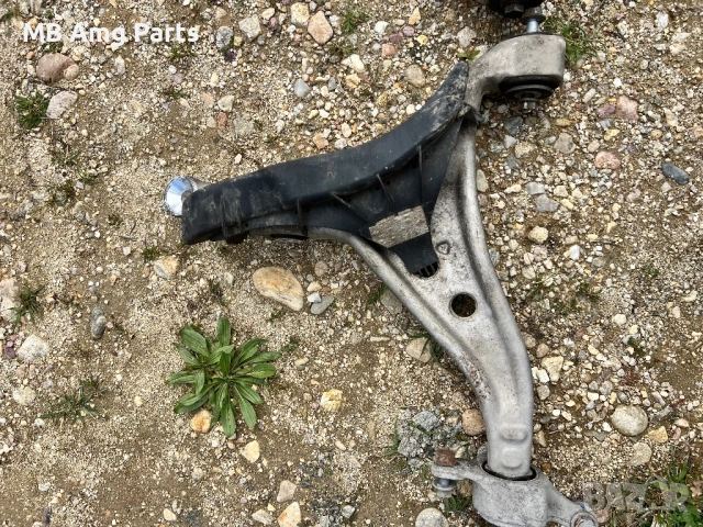 Мерцедес W166 C292 GLE 63s AMG предни носачи , снимка 3 - Части - 54089700