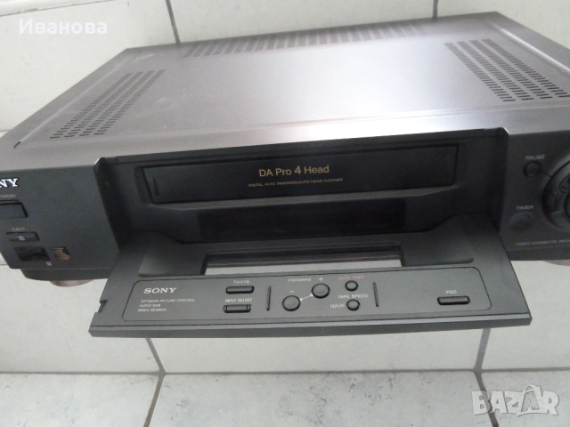 Продавам видеокасетофон Sony SLV-E500, снимка 4 - Плейъри, домашно кино, прожектори - 52036356