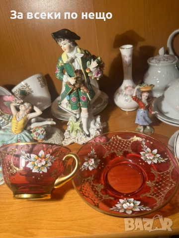 Ръчно изрисувани букети и цветя върху рубинено червен кристал Код P1630, снимка 13 - Декорация за дома - 52924561