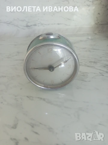 Продавам стар часовник., снимка 1