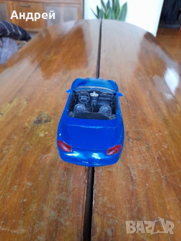 Количка Maisto, снимка 4 - Колекции - 38640044