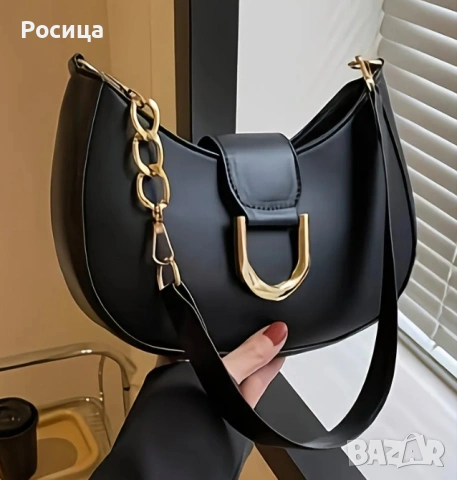 Дамска черна чантичка 