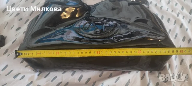 Оригинална дамска чанта Armani Jeans , снимка 9 - Чанти - 56297942