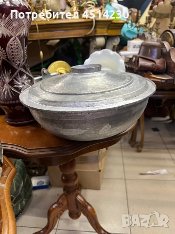 Продавам ретро алуминиев съд - оригинал от 1942г., снимка 1