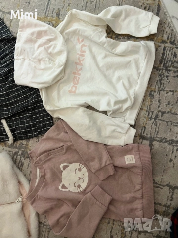 2-3г Лот 4ч Benetton детска рокля+пухено елече 2г, снимка 2 - Детски пуловери и жилетки - 49291032