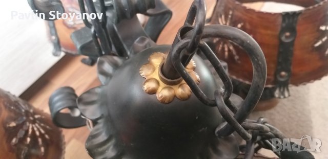 Аристократичен голям и тежък полилей в безупречно състояние , снимка 6 - Декорация за дома - 42297619