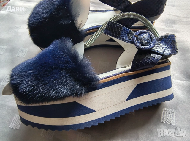 Сини екзотични кожени сандали DOLCE&GABBANA, снимка 2 - Сандали - 53963413