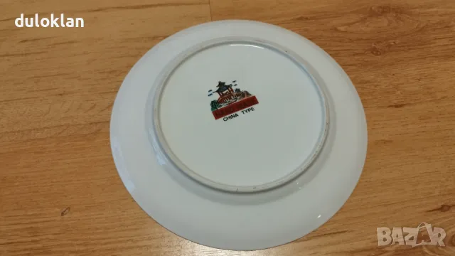 Красива порцеланова чиния от Китай., снимка 3 - Колекции - 48708636