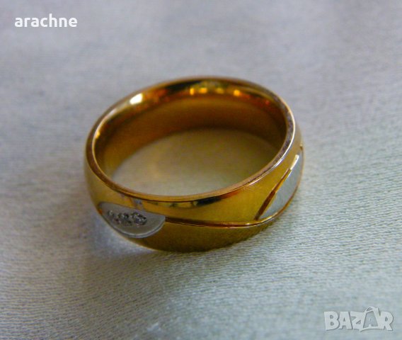 Позлатен пръстен с камъни, снимка 3 - Пръстени - 44213435