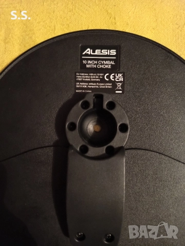 Пад за електронни барабани Alesis, снимка 3 - Ударни инструменти - 52856802