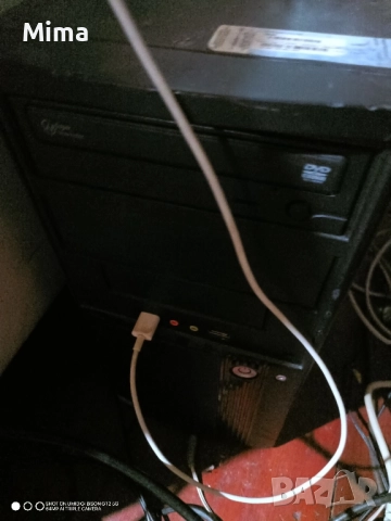 Настолен компютър с intel core i5 2400 3.10Ghz  8Gb. Ram, снимка 4 - Геймърски - 51516180