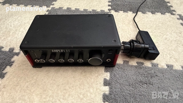 Line 6 AMPLIFi TT - настолен процесор/моделер за китара, снимка 3 - Китари - 54333911