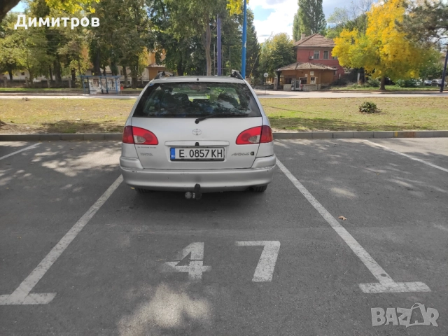  Toyota Avensis Combi 1.6 i , снимка 11 - Автомобили и джипове - 52022917