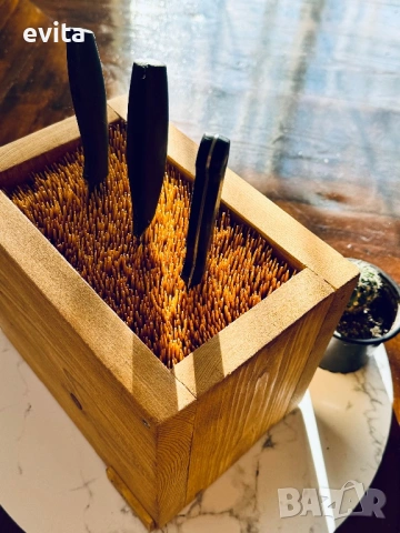 🌿 Уникални дървени стойки за ножове – ръчна изработка с характер, снимка 5 - Аксесоари за кухня - 38571562