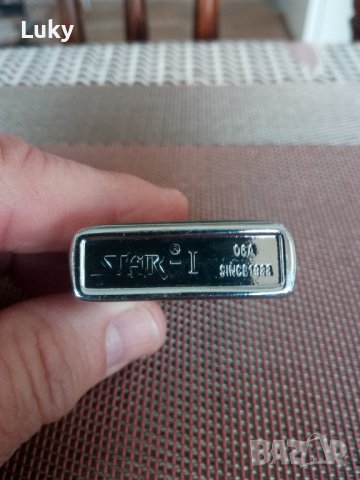 Продавам оригинална,красива и стилна запалка-USA.Работеща.Заредена с бензин и камъче., снимка 3 - Колекции - 44175040