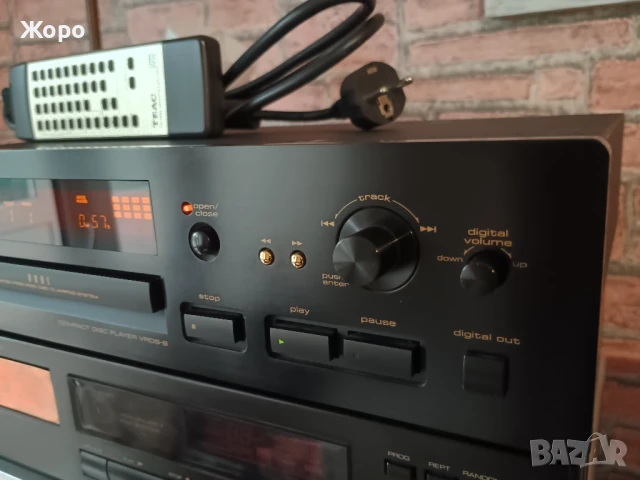 ⏯️Клип. Teac VRDS8 extremely rare 4x PCM1702, снимка 4 - Декове - 51201769