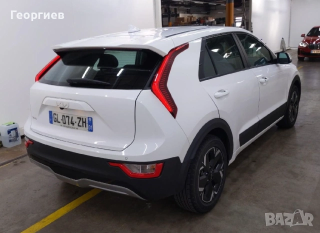 KIA Niro EV Motion 65kWh, снимка 3 - Автомобили и джипове - 54183417