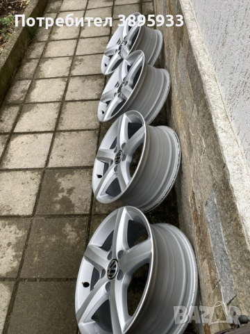 Оригинални джанти на VW Passat B7, снимка 5 - Гуми и джанти - 56278873