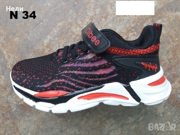 Детски текстилни маратонки червено с черно