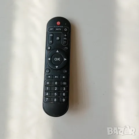 Продавам дистанционно за тв бокс