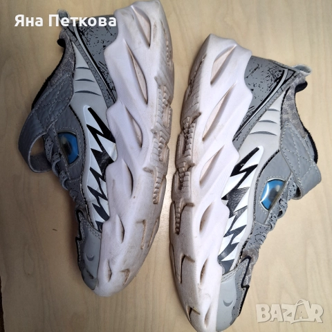 Детски маратонки Skechers, снимка 3 - Детски маратонки - 51507307