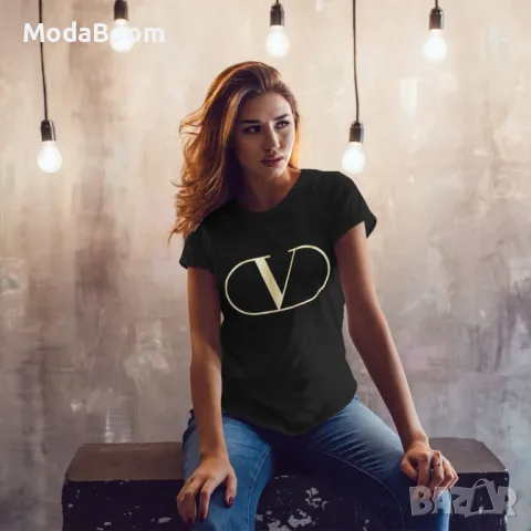 Дамска колекция Valentino ❤️ Различни дизайни и цветове , снимка 8 - Тениски - 48890098