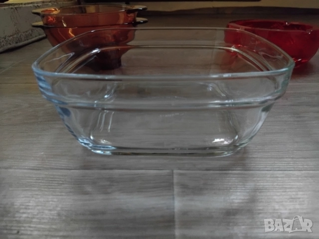 ДВЕ КВАДРАТНИ КУПИ ЗА САЛАТИ, снимка 4 - Чинии - 51837174