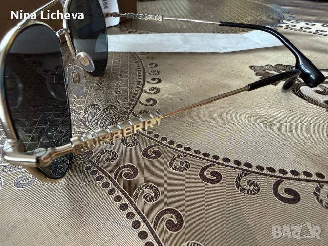 Дамски очила Burberry , снимка 10 - Слънчеви и диоптрични очила - 53130875