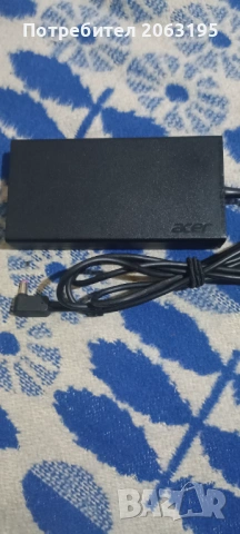 ACER зарядно , снимка 2 - Кабели и адаптери - 53332245