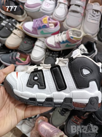 Маратонки Nike, снимка 8 - Детски маратонки - 44375989