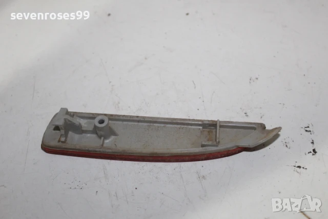 Светлоотразител задна броня десен страничен Мазда 3 2008 2.3i 158hp Mazda 3 седан, снимка 2 - Части - 51255587