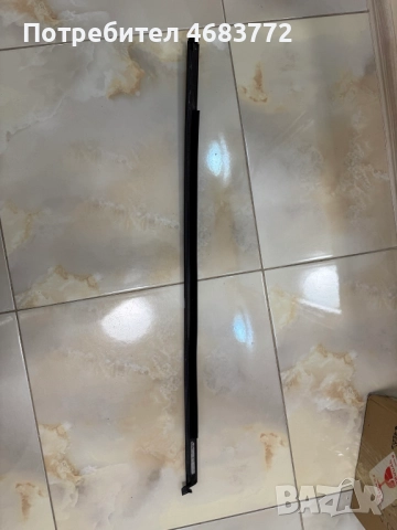 Външна лайсна на задна лява врата на Порше Макан PORSCHE MACAN 95B само за 100лв., снимка 2 - Части - 52808711