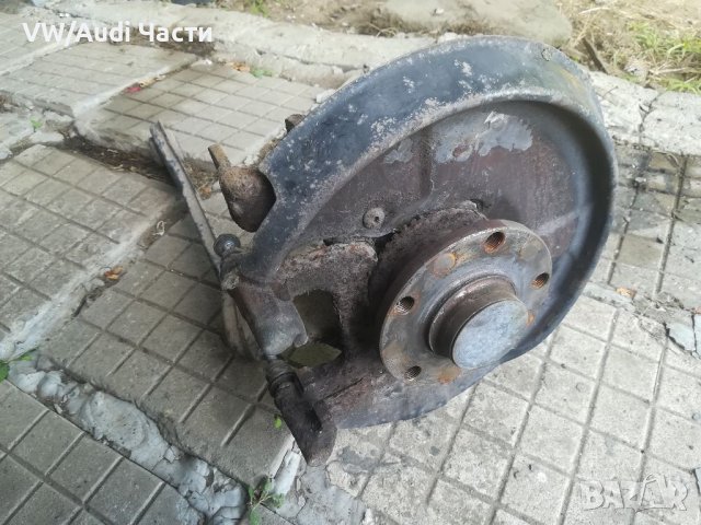 Заден десен шенкел главина за Ауди А4 Б6 Audi A4 B6 