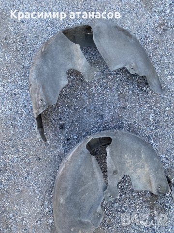 Подкалник Заден ляв и десен за Vw голф плюс.5M0810972.5M0810971, снимка 2 - Аксесоари и консумативи - 42206216