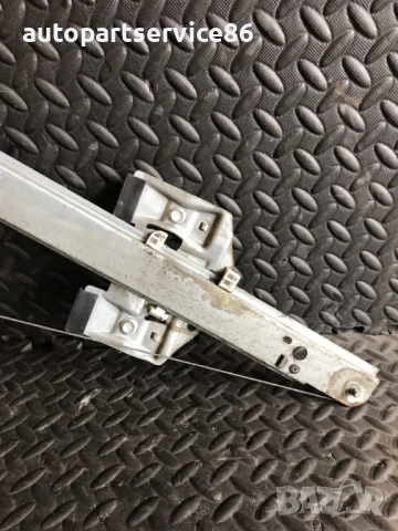 Регулатор на предно дясно стъкло за Mercedes W906 Sprinter (2009) A9067200146, снимка 2 - Части - 53887153