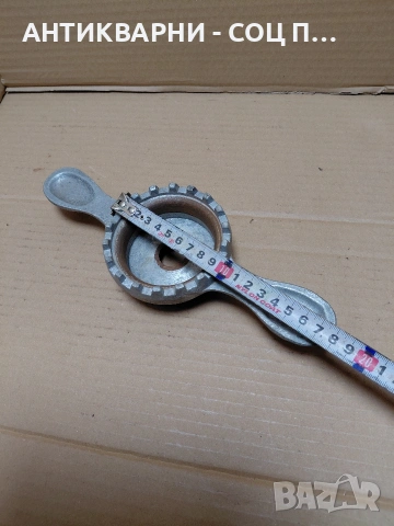 Соц Стара Ръчна Машинка Затварачка За Буркани. НОМЕР 772., снимка 6 - Антикварни и старинни предмети - 54169204