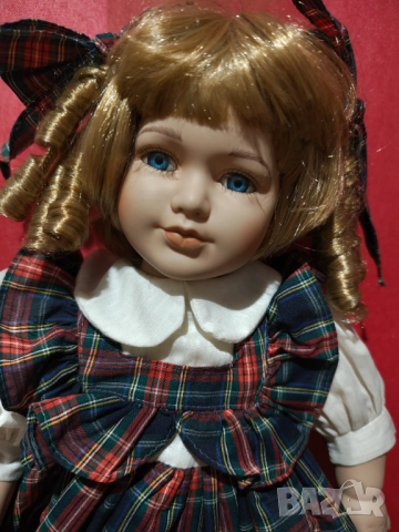 Стара голяма порцеланова кукла , снимка 2 - Колекции - 52171071