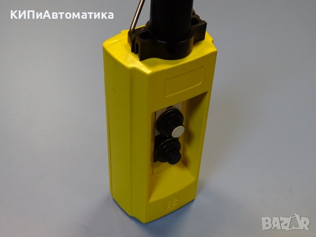 бутониера за верижен телфер Telemecanique XAC-B 02 2-бутона, снимка 8 - Резервни части за машини - 39374028