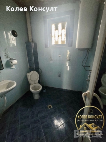 Продавам ТУХЛЕН апартамент, зад общината, снимка 2 - Апартаменти - 52576539