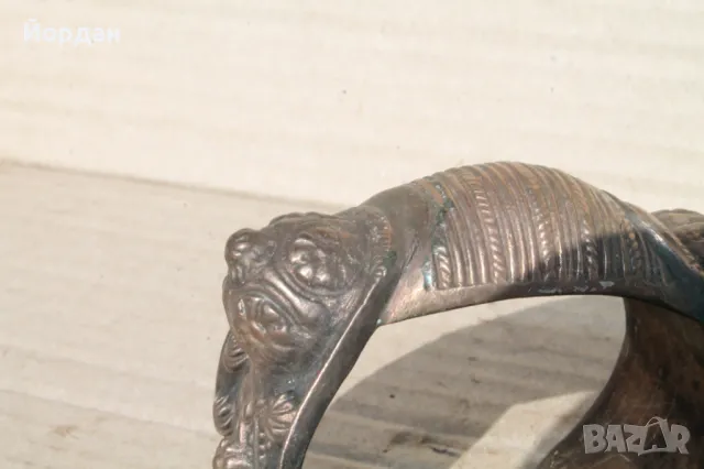 Възрожденска сребърна гривна рогатка, снимка 4 - Антикварни и старинни предмети - 49131319